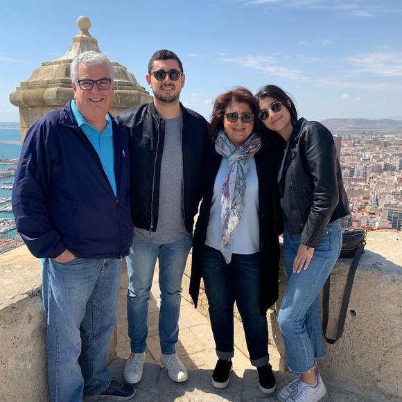 Meet your Posher, Liza - Picture 1 of 1